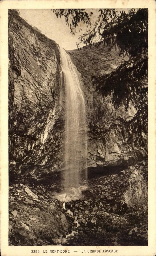 Mont-Dore — A Grande Cascata — Edição La Cigogne, Vichy - Frente