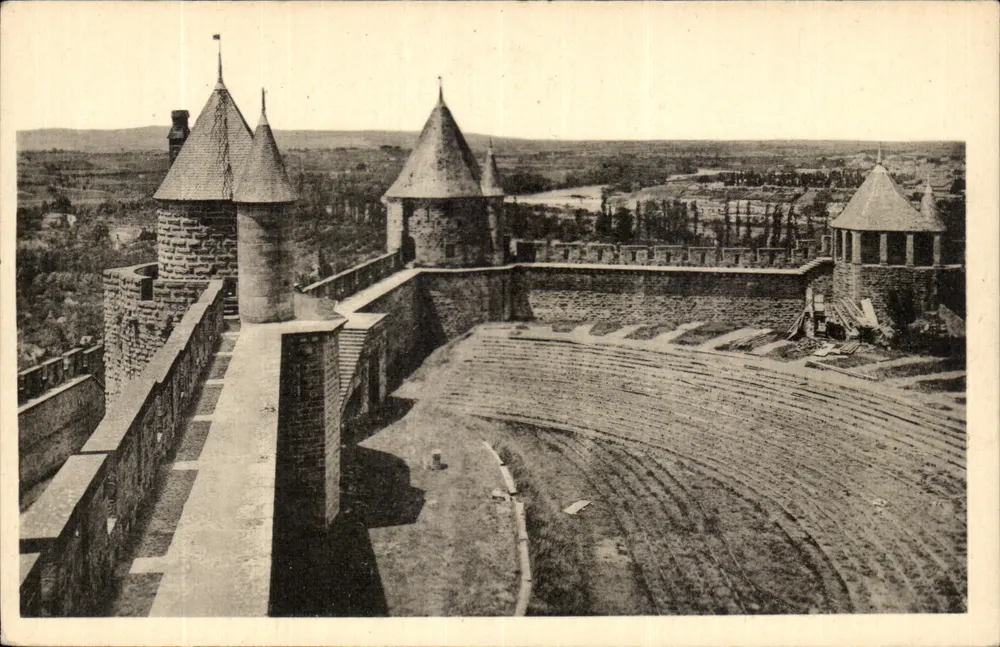 Cidade de Carcassonne — O Teatro — Edição dos Monumentos Históricos, Paris, VIII - Frente