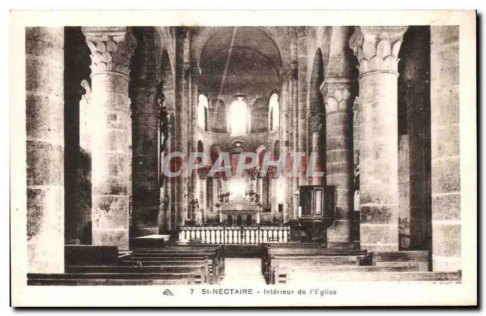Saint-Nectaire - Interior da Igreja — editor: Cie des Arts Photographiques - Strasbourg - Frente