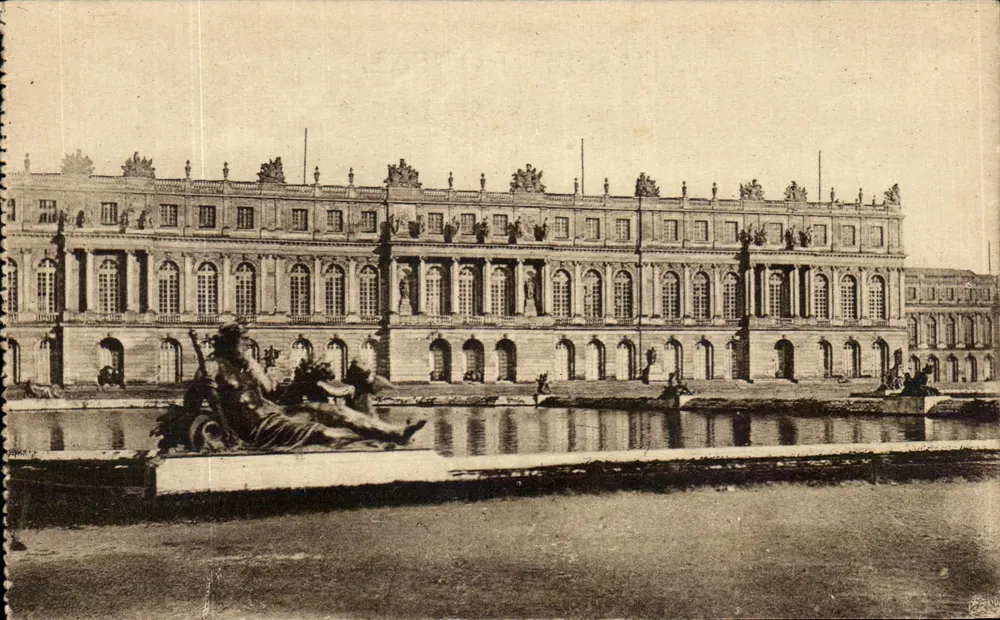 Versalhes — Terrasse do Castelo (Lado do Jardim) — Editor: P. G. Carte Postale - Frente