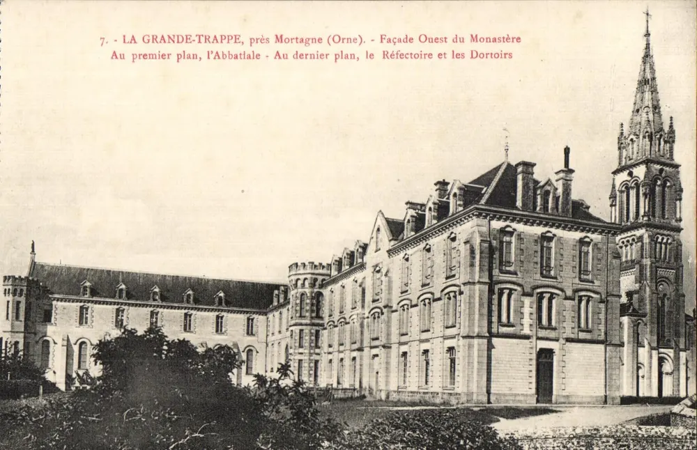 La Grande-Trappe, in der Nähe von Mortagne (Orne) — Westfassade des Klosters — Abtei, Refektorium und Schlafzimmer - Vorderseite