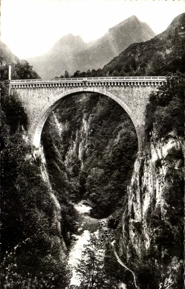 O Ponte Napoléon — Saint-Sauveur (Hautes-Pyrénées) — Édit. Océan Labouche - Frente