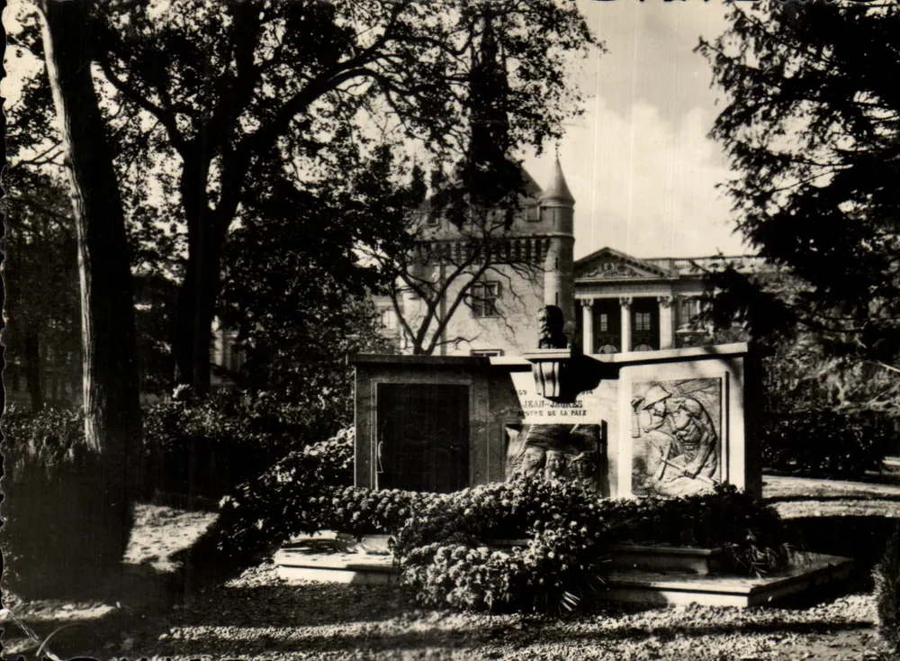 Toulouse — Garten des Capitols — Denkmal Jean Jaurès — Editions Narbo - Vorderseite