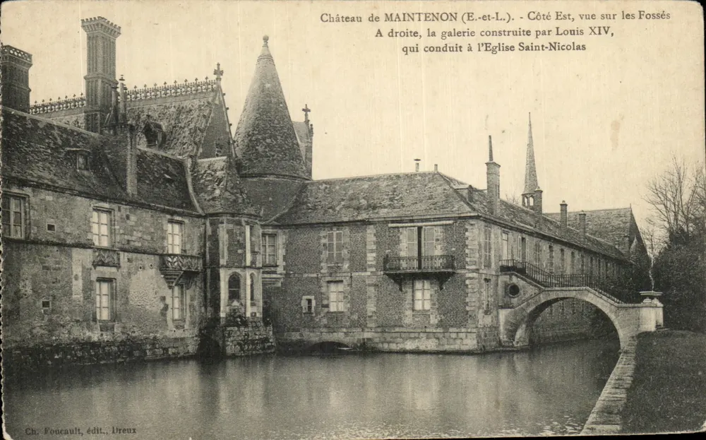Schloss Maintenon (E.-et-L.) — Ostseite, Blick auf die Gräben — Ch. Foucault, Verlag, Dreux - Vorderseite