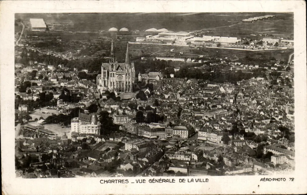 Chartres — Vista geral da cidade — Aéro-foto 72 - Frente