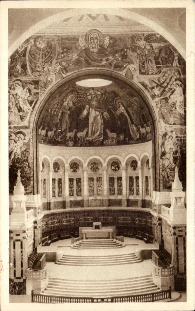 A Basílica de Lisieux — Arco Triunfal e Cúria — editor: Centro Municipal de Turismo de Lisieux - Frente