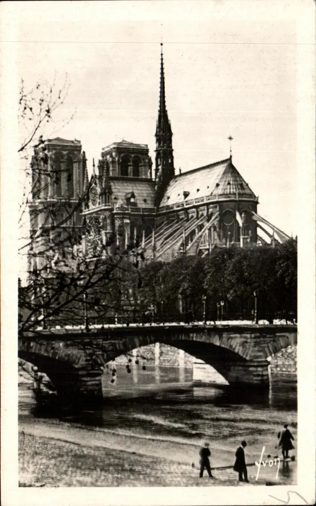 Notre-Dame de Paris — vista desde um ponte sobre a Sena — Les Éditions d'Art "Yvon" - Frente
