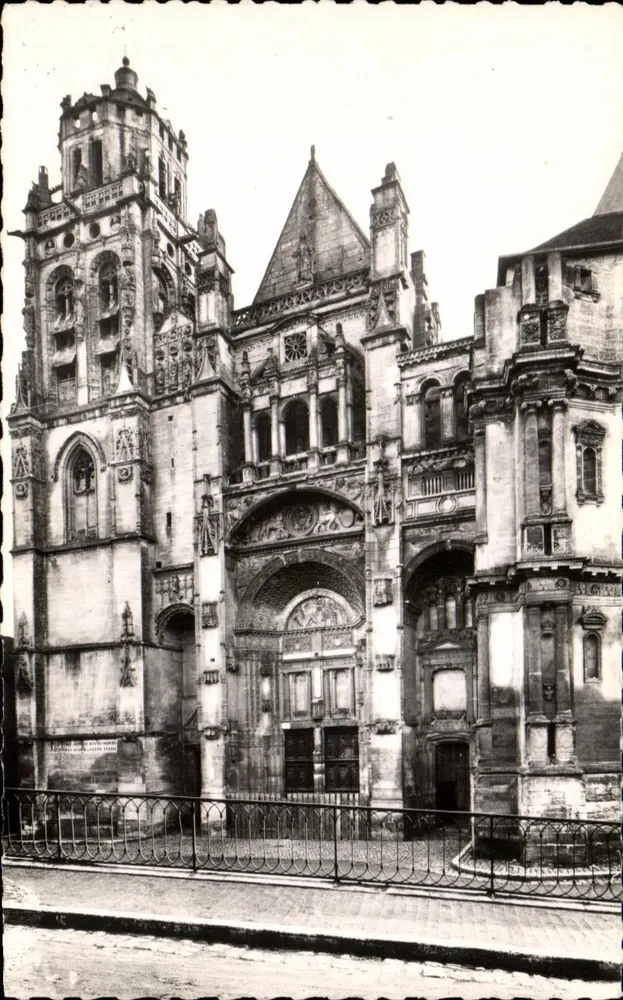 Gisors (Eure) — Die Kathedrale. Der Haupteingang. — L. Tournant, Verlag - Vorderseite