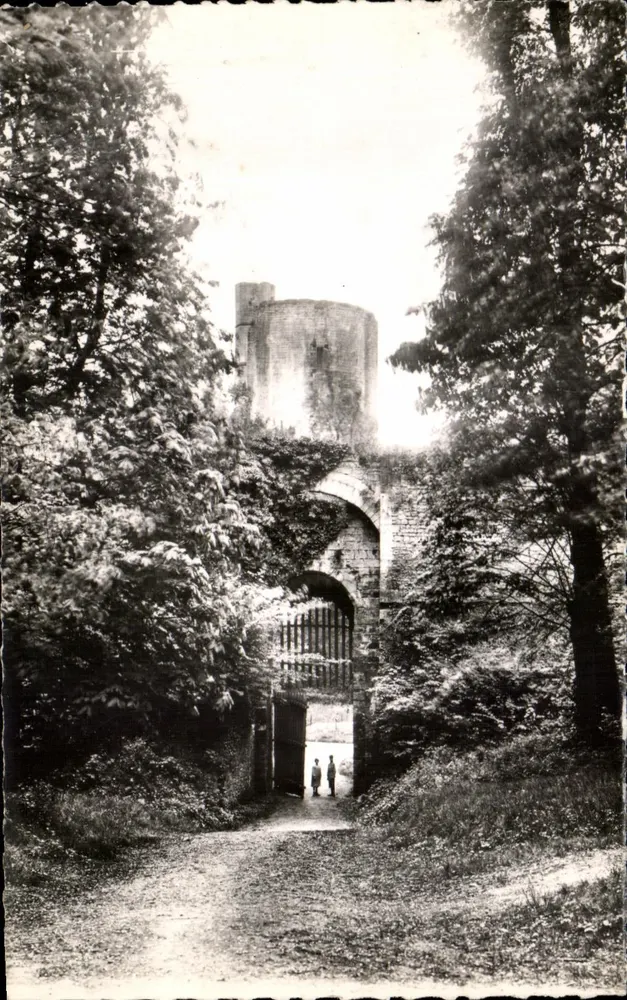 Gisors (Eure) — La Porte des Champs und die Mauer des Schlosses (12. Jahrhundert) — L. Tournant, n°47 - Vorderseite