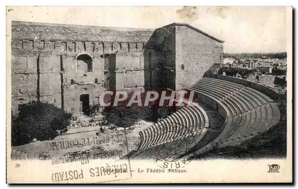 Nîmes — O Teatro Antigo — JND Hot. - Frente