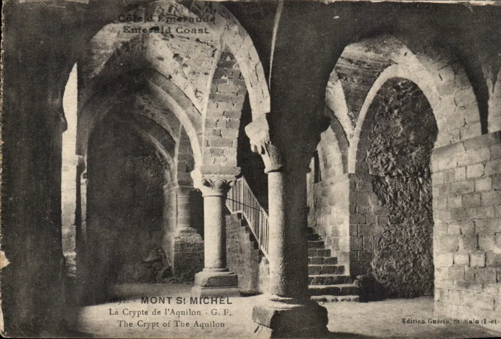 Monte Saint-Michel — A Cripta do Aquilão — Edição Guérin, St Malo (1-ct) - Frente