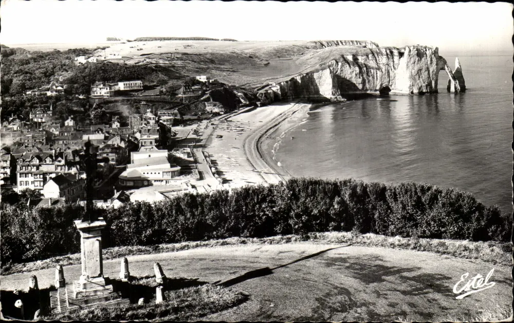 Etretat — Allgemeiner Blick vom Aval — Verleger Etel - Vorderseite