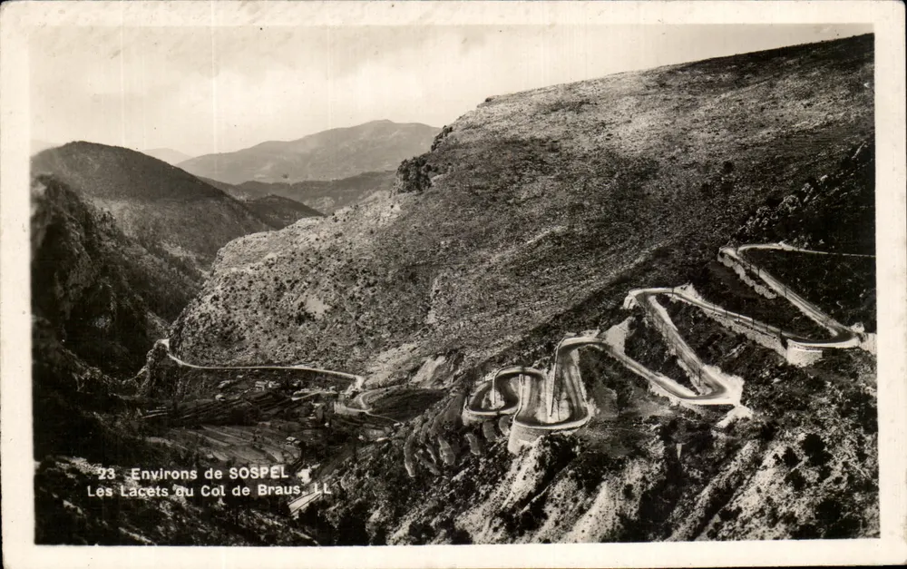 Arredores de Sospel — Os Curvas do Col de Braus — LL - Frente