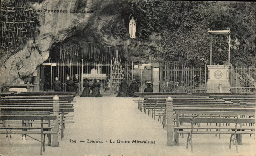 Lourdes — A Grotta Milagrosa — Les Pyrénées Illustrées, n°599 - Frente