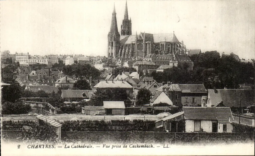 Chartres — Die Kathedrale — Ansicht von Cachemback — LL. - Vorderseite