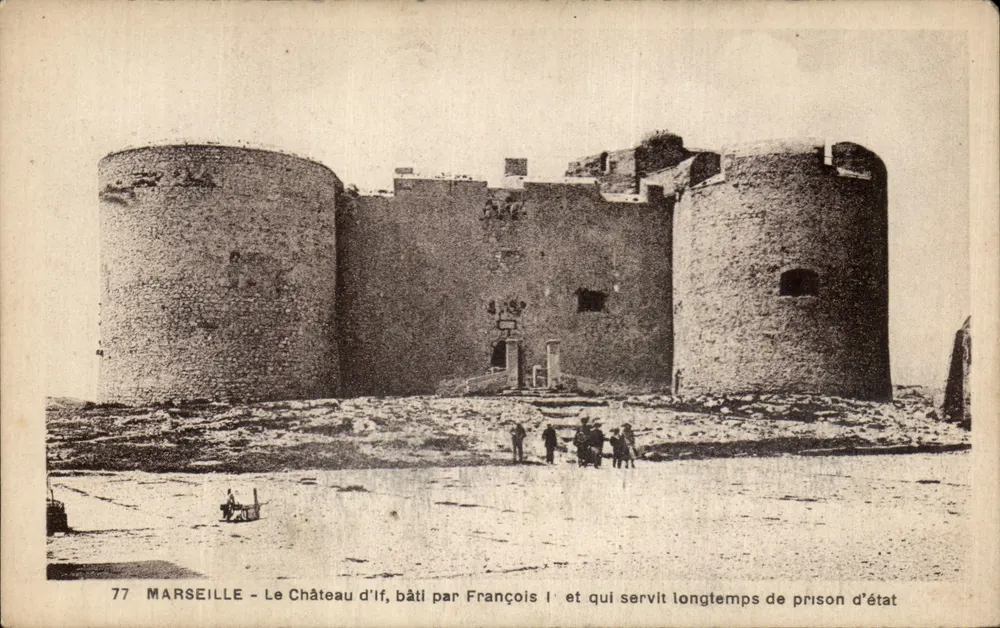 Marseille - O Castelo de If, construído por Francisco I e que serviu por muito tempo como prisão de Estado - Frente