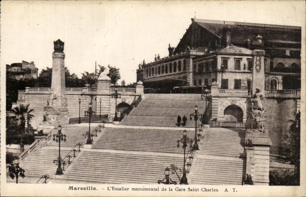 Marseille - Der monumentale Treppenaufgang der Gare Saint-Charles - A. T. - Vorderseite