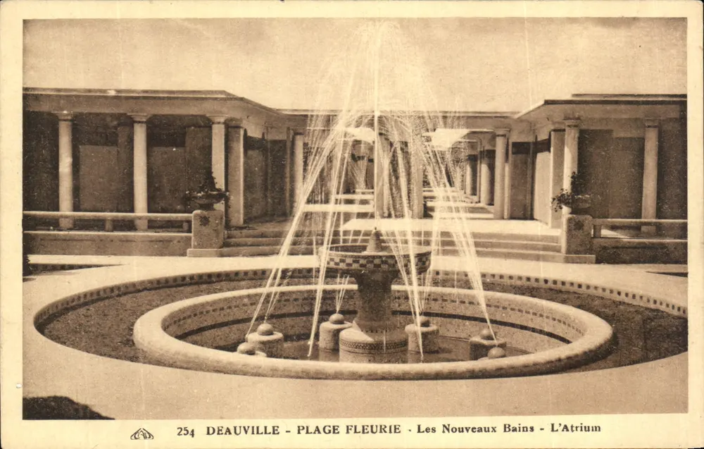 Deauville - Blühende Strand - Les Nouveaux Bains - L'Atrium - Vorderseite