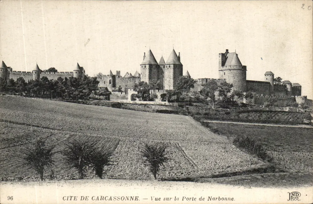 Cité de Carcassonne — Blick auf das Tor von Narbonne — ND Phot. - Vorderseite