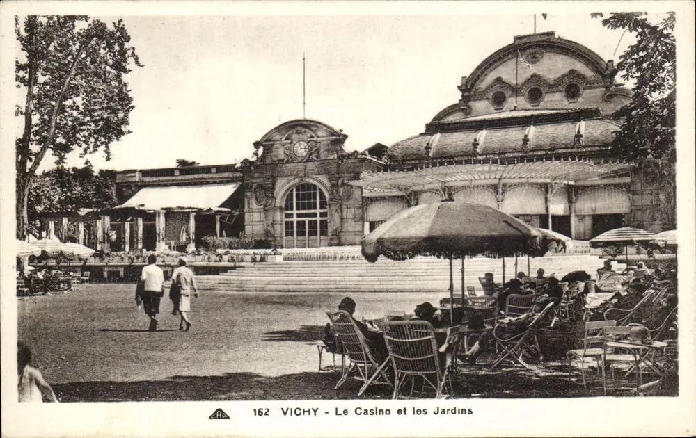 Vichy - Das Casino und die Gärten — Antike Ansichtskarte n°162 — Verlag A.P.A. - Vorderseite