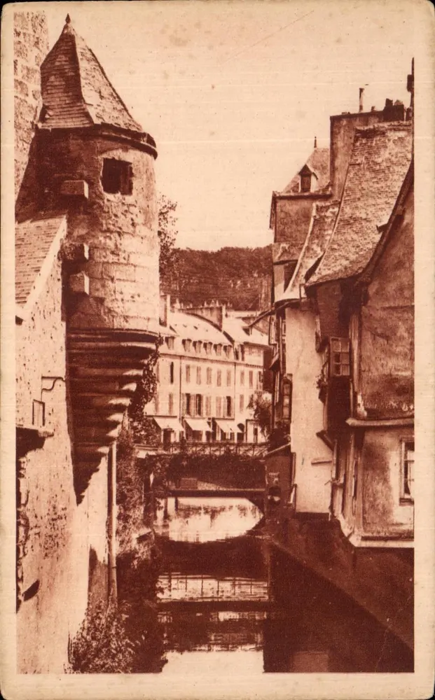 Casas antiguas sobre el Steir — Quimper — Imp. Letellier, París - Anverso