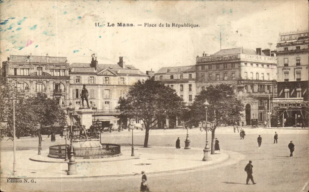 Le Mans — Place de la République — Éditeur N.G. n°11 - Frente