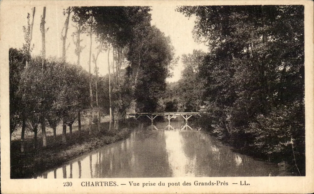 Chartres — Ansicht vom Pont des Grands-Prés — LL. — Nr. 230 - Vorderseite