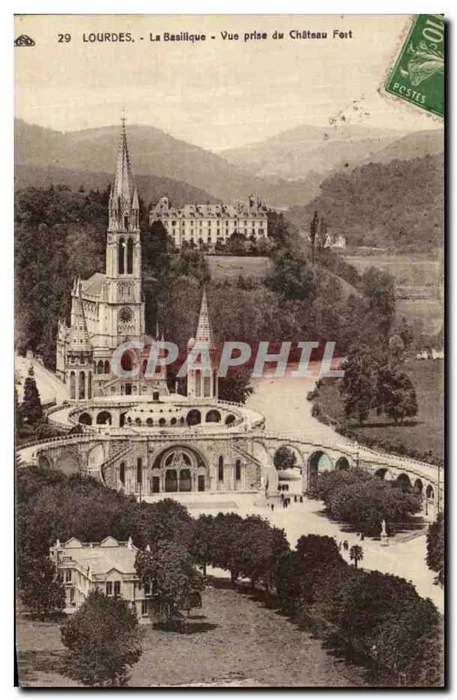 LOURDES - Die Basilika - Ansicht vom Schlossberg - Vorderseite