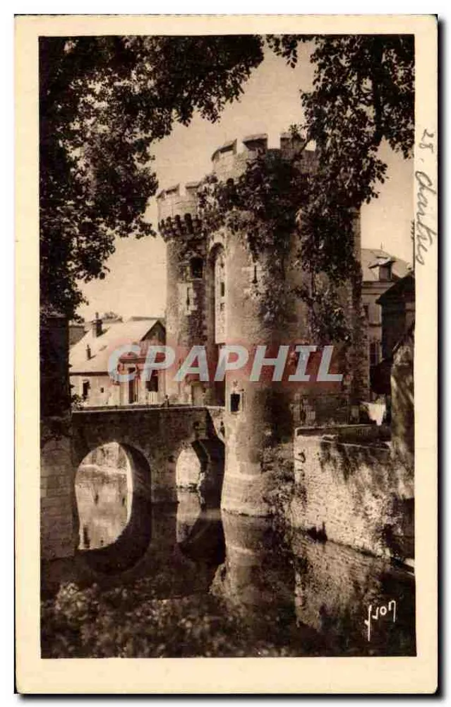 Porta de Valmy em Chartres — editor L. Dailly, n° 25 - Frente