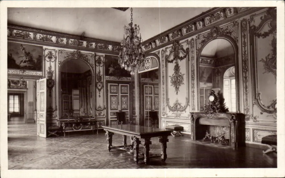 Versailles — Sala do Conselho — 24 - Frente