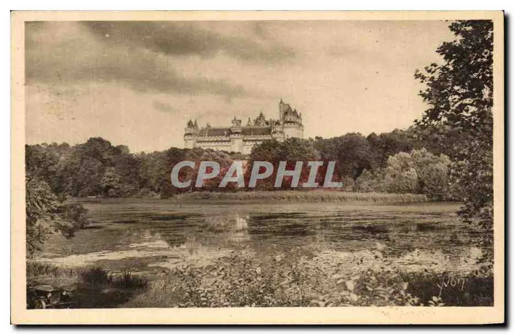 Schloss Pierrefonds (Oise) — Allgemeiner Blick vom See aus — Verleger: Französische Herstellung - Vorderseite