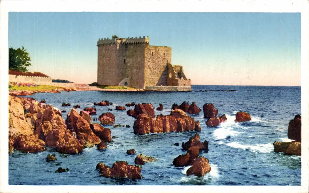 Ile Saint-Honorat — Verfestigter Klosterbau und Riffzüge — Photochromie A.D.I.A. NICE (A.M.) - Vorderseite