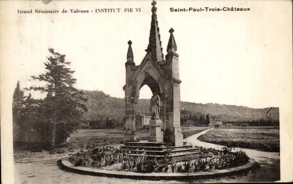 Großes Seminar von Valence — Institut Pie VI — Saint-Paul-Trois-Châteaux - Vorderseite