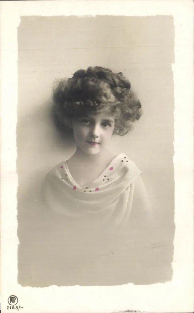 Junge Frau — Portraitstudio — Verlag R. 2163/4 - Vorderseite