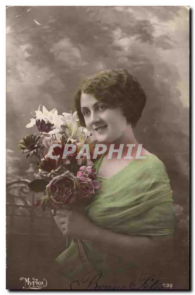 Lächelnde Frau mit Blumenstrauß — Myrka, n° 339 - Vorderseite