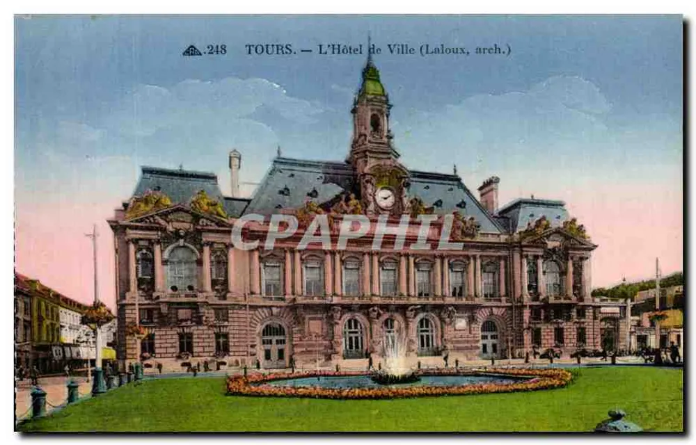 Tours — O Hotel de Ville (Laloux, arq.) - Frente