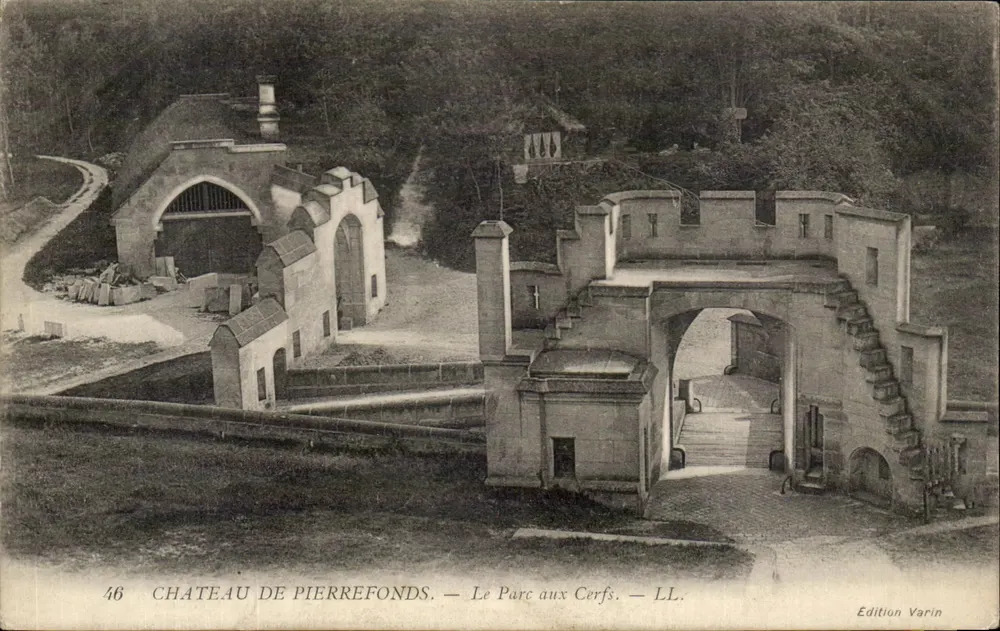Castelo de Pierrefonds — O Parque dos Cervos — Edição Varin, n°46 - Frente