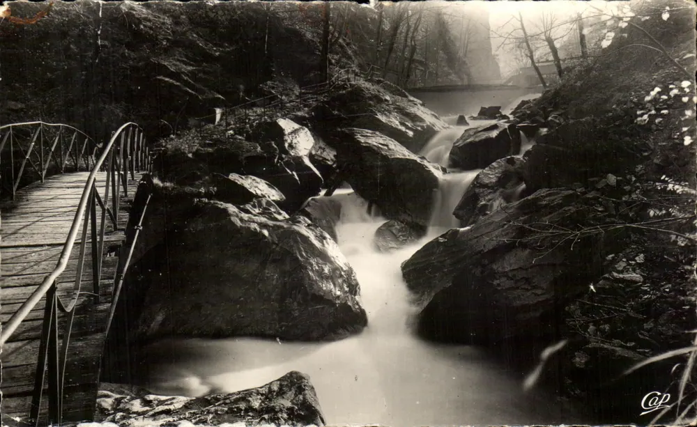 Brücke und das Ende der Welt — Allevard-les-Bains — Cie des Arts Photomécaniques - Vorderseite