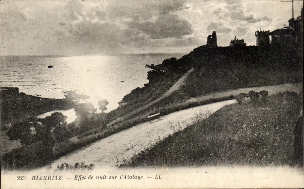 Biarritz — Efeito noturno sobre a Atalaya — LL, n°223 - Frente