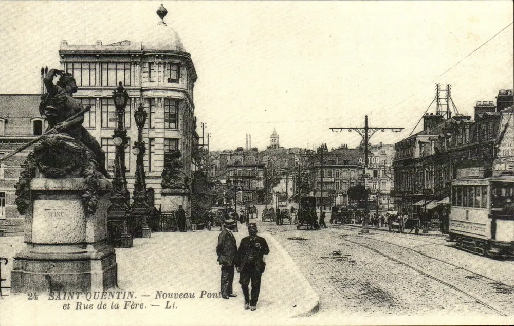 Saint-Quentin — Neuer Brücke und Rue de la Fère — Li. - Vorderseite