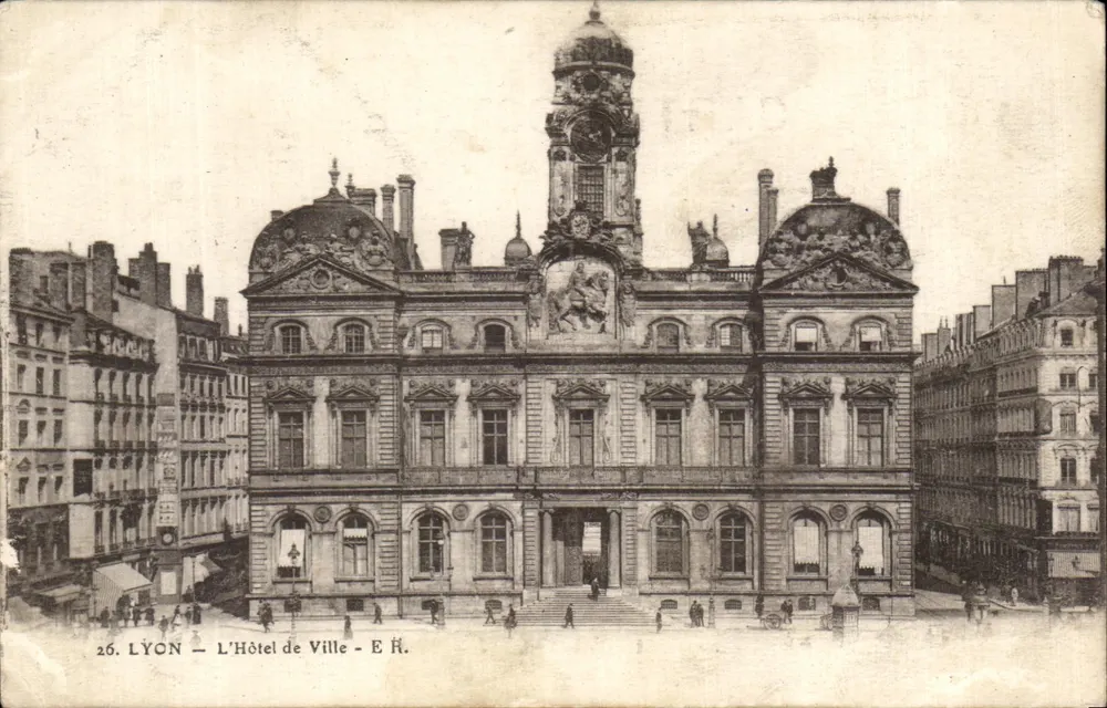 Lyon — O Hotel de Ville — E.H. n°26 - Frente