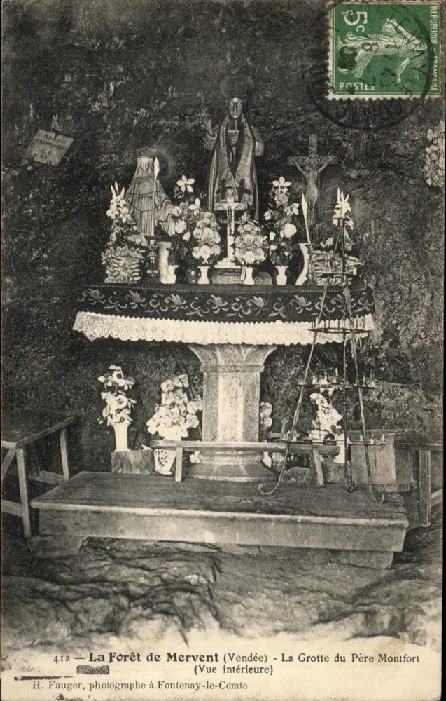 Wälder von Mervent (Vendée) — Die Höhle des Vaters Montfort — H. Fauguer, Fotograf in Fontenay-le-Comte - Vorderseite