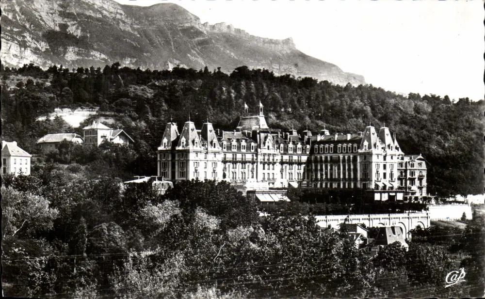 Aix-les-Bains — Blick auf das Grand Hôtel Bernascon — C.A.P. Paris - Vorderseite