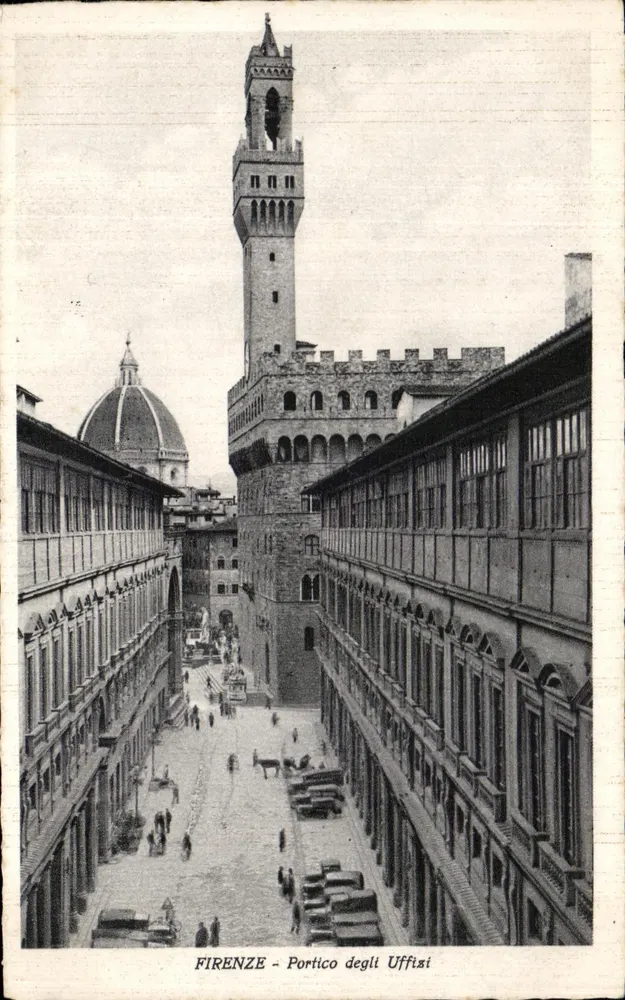 Florencio - Portico degli Uffizi — view of the Palazzo Vecchio and the dome of the Duomo - Frente