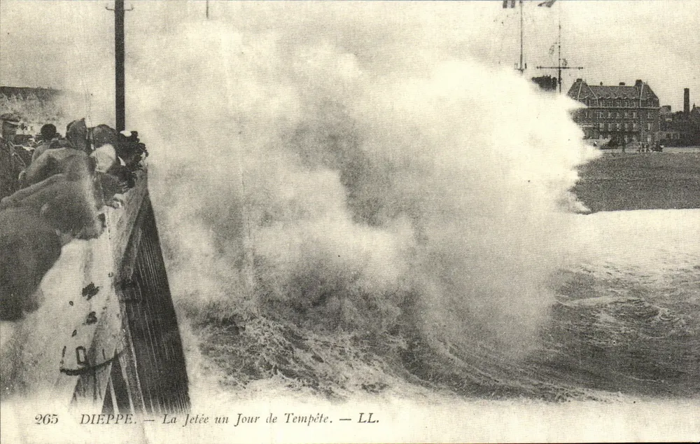 Dieppe — A Ponte em um Dia de Tempestade — LL. N° 265 - Frente