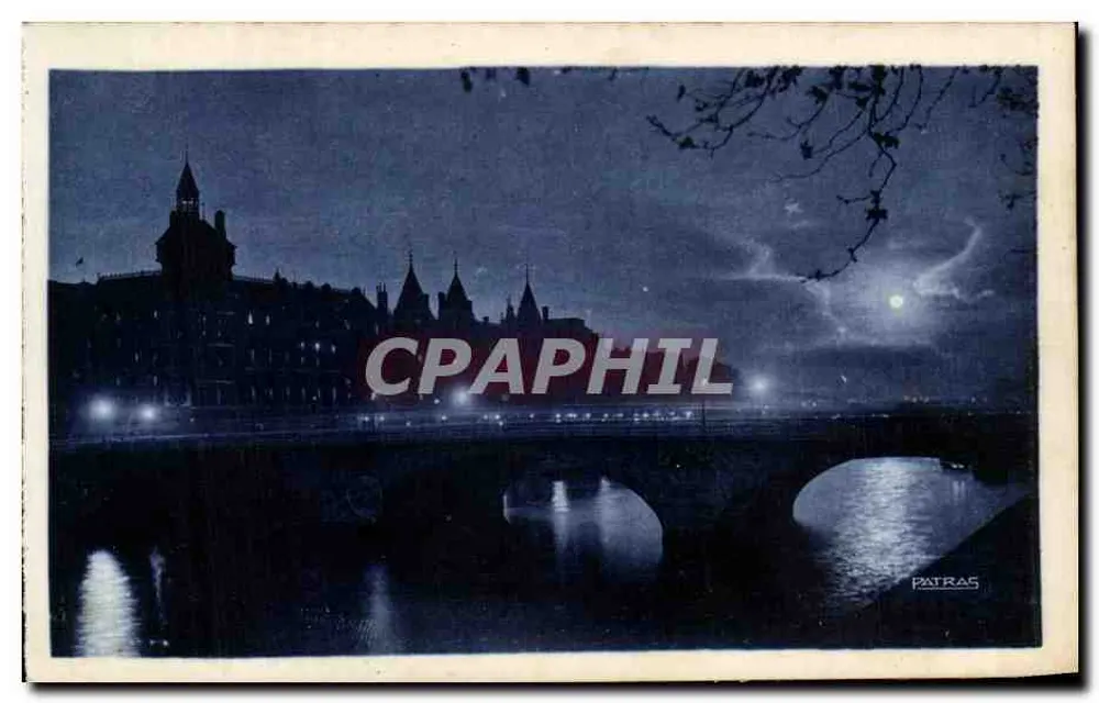 Paris zur Nacht — Das Palais de Justice im Mondlicht — Patras - Vorderseite