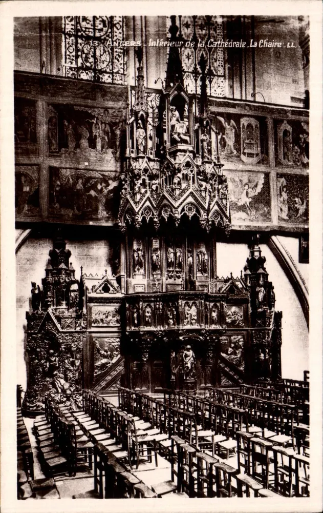 Angers — Innenansicht der Kathedrale. Der Chor. LL - Vorderseite