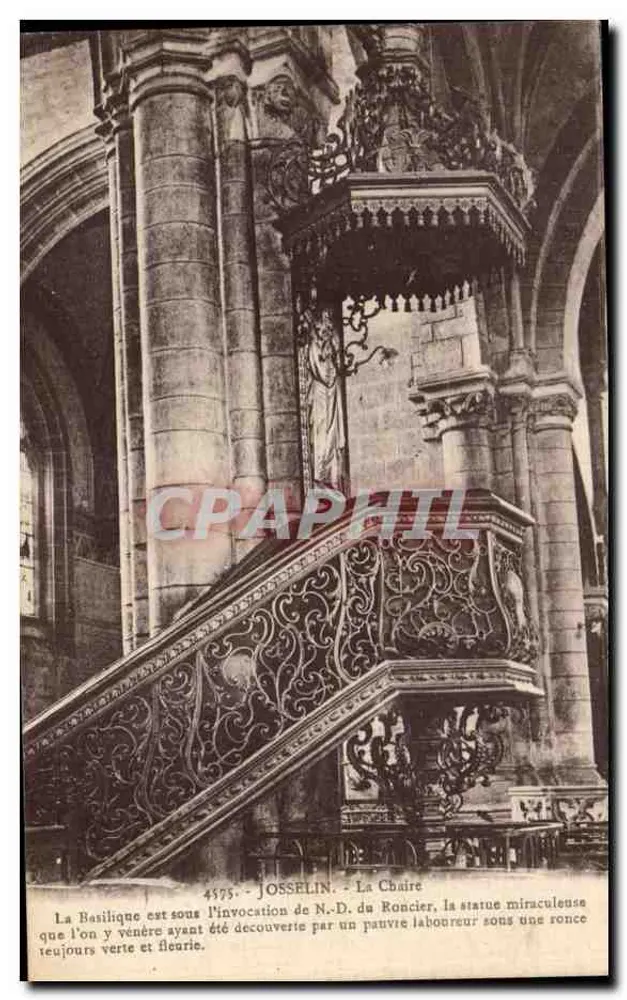 Die Bank - Josselin - Die Basilika - Vorderseite