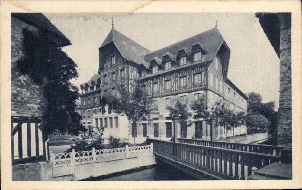 O Pelerinagem de Lisieux — Editor: O Pelerinagem de Lisieux - Frente