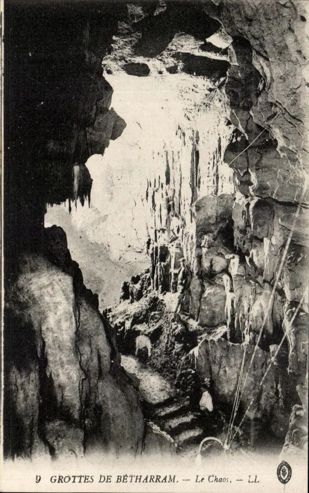 Grutas de Bétharram — O Caos — LL - Frente